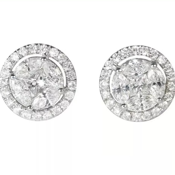 unbranded Jewelry - Earring studs